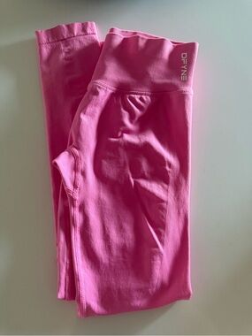Authentic DFYNE IMPACT leggings in Blossom - Size small